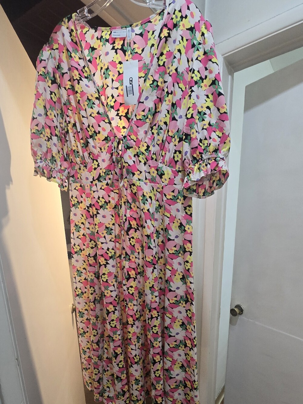 Osos Design Floral V-Neck Midi Dress in Pink, Yellow & Green UK Size 12